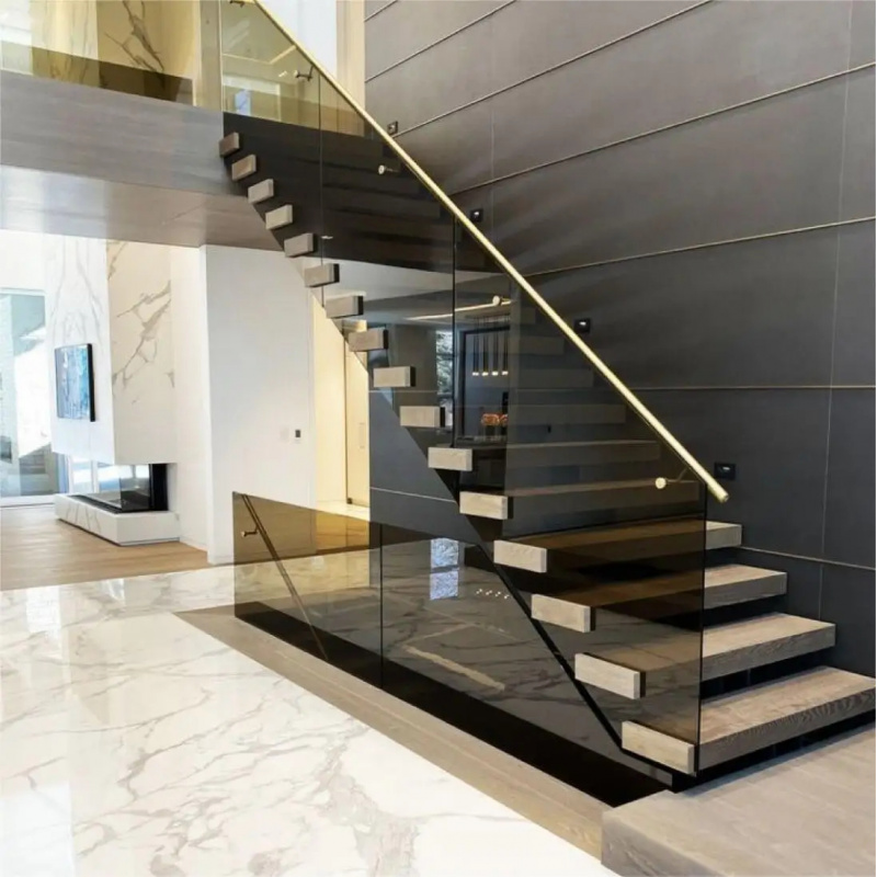 درج عائم بتصميم بسيط مع دعامات - مراجعة Interior Design Open Space وسعره